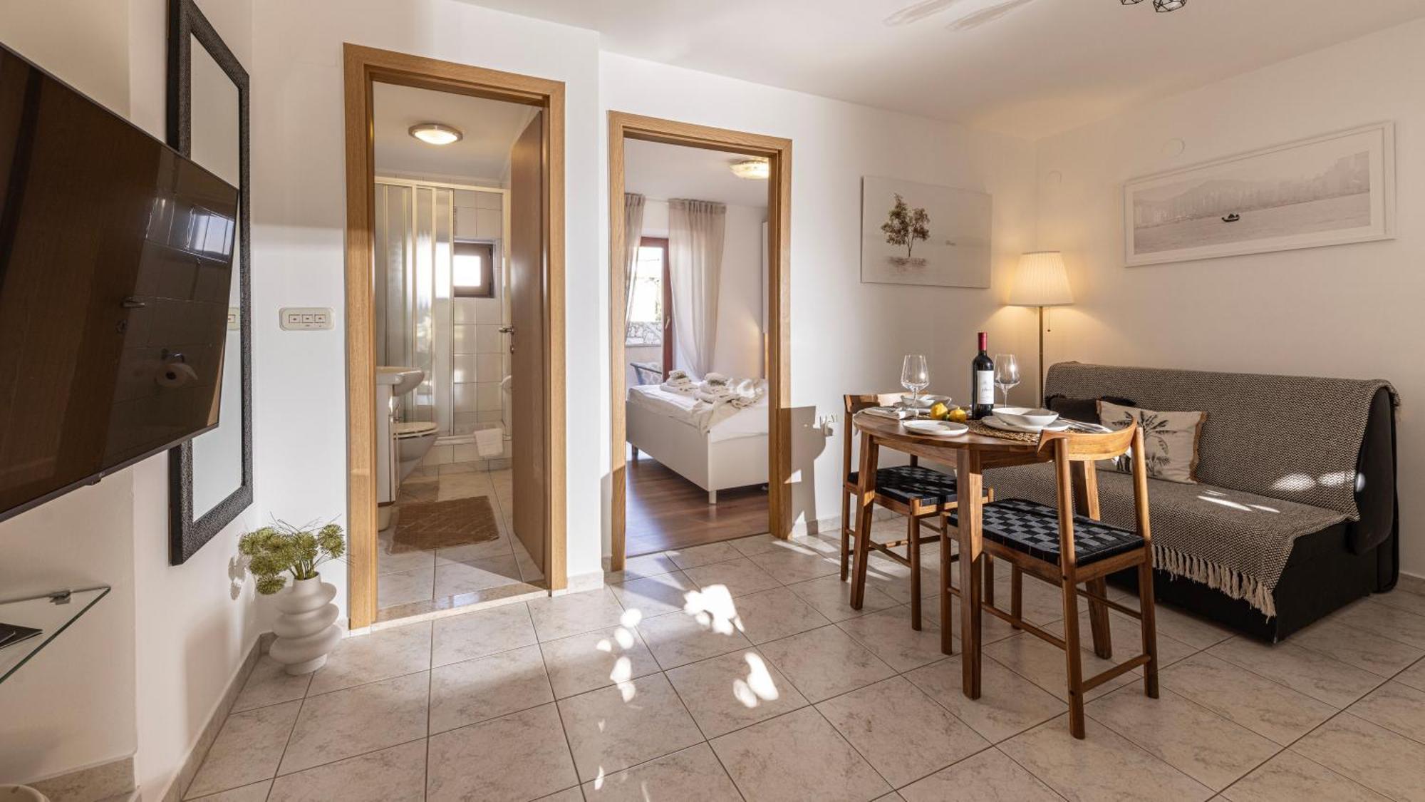 Apartment Mirjana New Mali Lošinj Exterior foto
